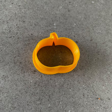 Load image into Gallery viewer, Pumpkin Abstract Shape Polymer Clay Cutter
