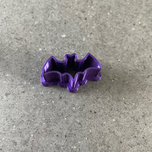 Load image into Gallery viewer, Bat Abstract Shape Polymer Clay Cutter
